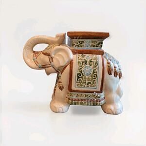 1970s Vintage Elephant Table Planter in Glazed Ceramic